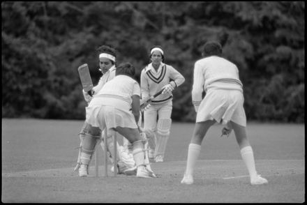 "Kiwi side keeps final bid alive" - Resource cover image