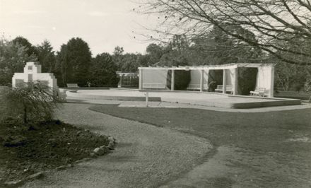 Children's Paddling pool - Victoria Esplanade