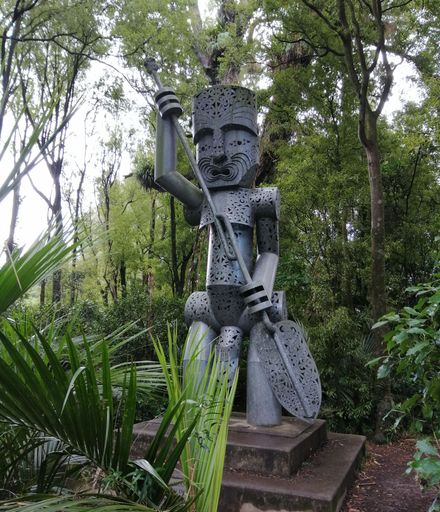 The Whatonga sculpture, Te Āpiti - Manawatū Gorge