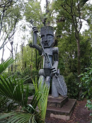 The Whatonga sculpture, Te Āpiti - Manawatū Gorge