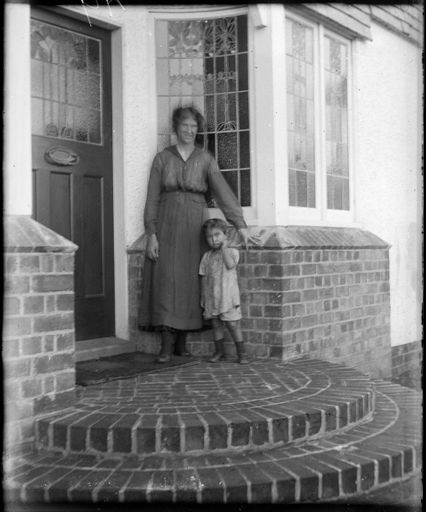 Unknown Woman - Berry Family Collection - Resource cover image