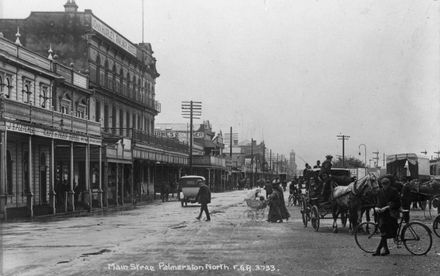 Main Street West looking towards The Square