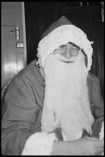 Children meeting Santa - Resource cover image