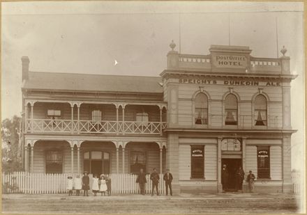 Post Office Hotel, Foxton