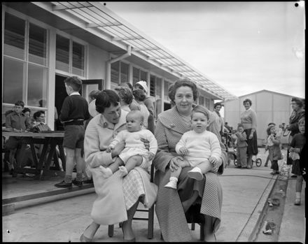 "Winners at Baby Show" at West End Plunket Gala Day