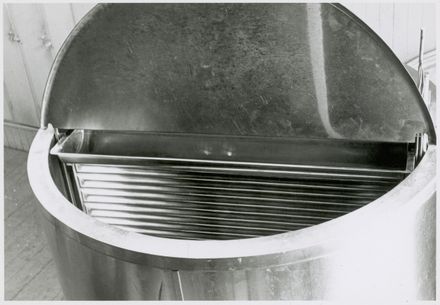 The 'Berry' Patent Temperature Holding Vat - Resource cover image