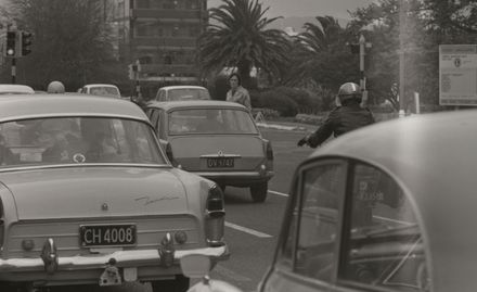 Traffic in The Square