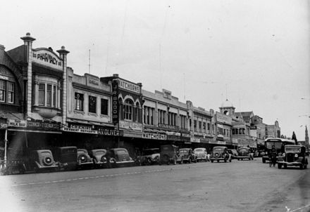 Looking down Broadway Avenue from The Square