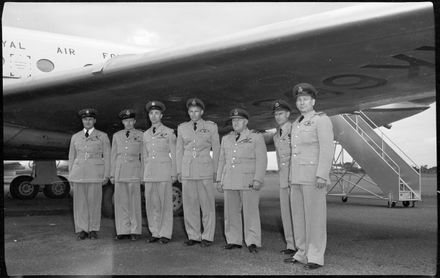 "Under the Wing of the Comet II" - Resource cover image