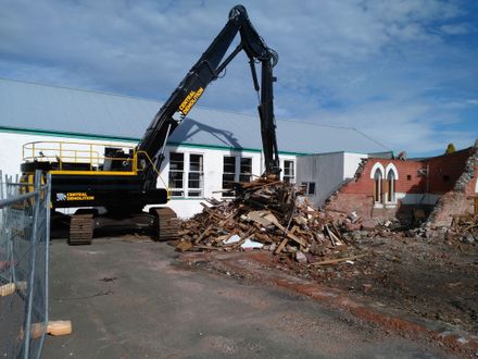 Demolition of Wesley Broadway Church - 9