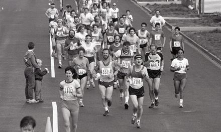 2022N_2017-20_040158 - Family flavour to run - Half-marathon 1986