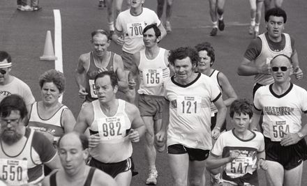 2022N_2017-20_040155 - Family flavour to run - Half-marathon 1986