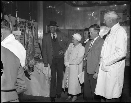 "Display to the Public" Infected Sheep Carcases
