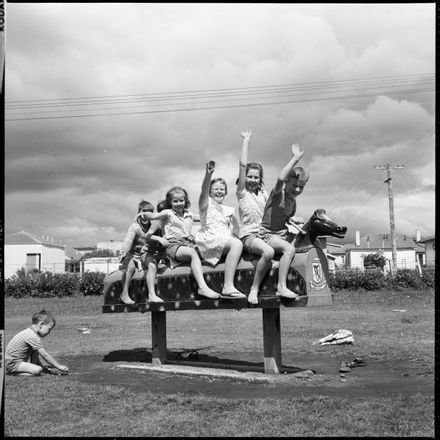 [Levin] - Resource cover image