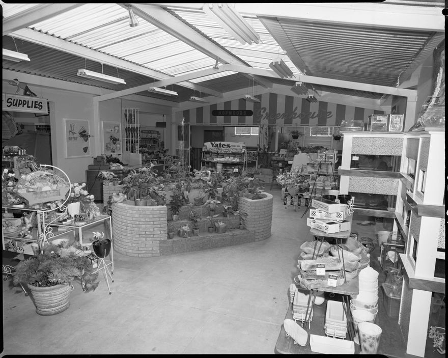 Hopwood Hardware Co Ltd - 2016N_ElmarB3_012604