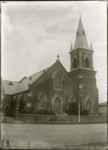 St Paul's Methodist Church, Broadway - Resource cover image