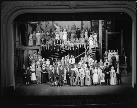 Oliver! - cast and technicians