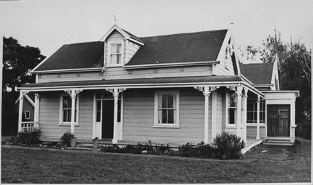 Voss homestead, Palmerston North – Foxton Highway
