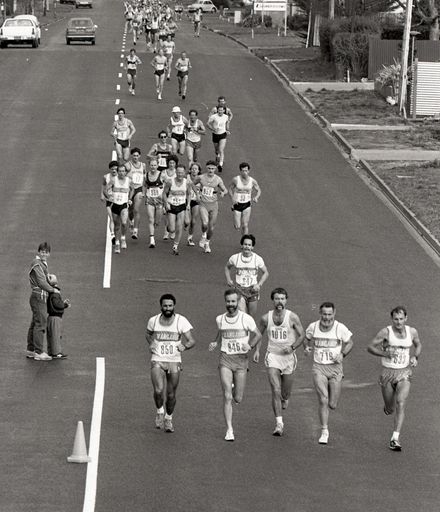 2022N_2017-20_040127 - Family flavour to run - Half-marathon 1986
