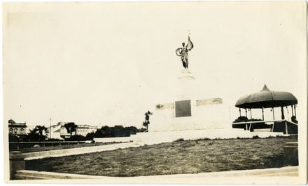 Andrews Collection: War Memorial and Band Rotunda, The Square