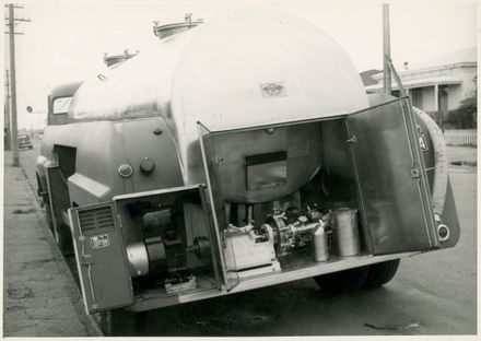 1500 Gallon Articulated Trailer Tanker - Resource cover image