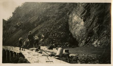 Widening of the Gorge, 1920s