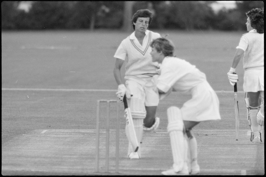 2025N_2017-20_Cricket-Women_043034-005