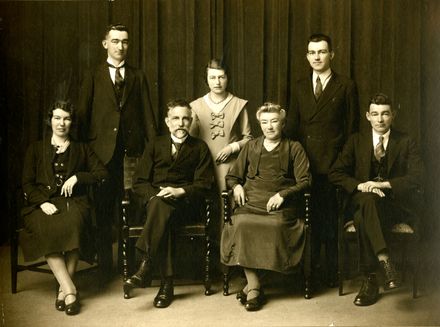 Berry Family Portrait - Resource cover image