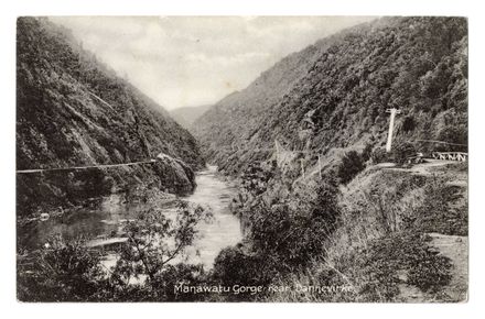 Postcard - Gorge near Dannevirke - Resource cover image