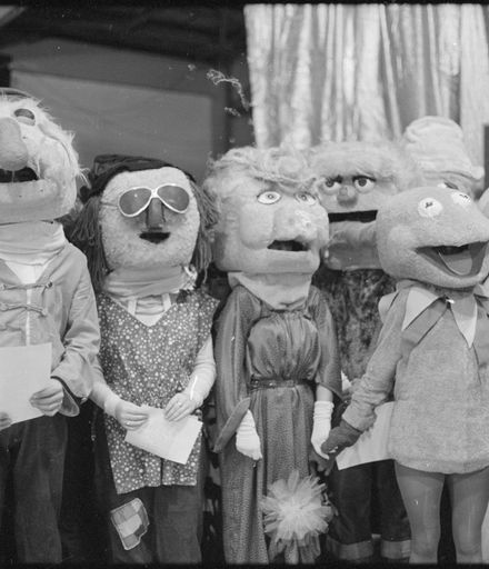 [Life Sized Muppets at Telethon 1981]