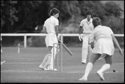 “Kiwi women coast to easy victory” - Resource cover image