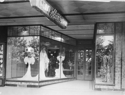 Slater's Gown Salon, The Square