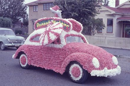 Floral Parade - Regent Motors VW Beetle Float