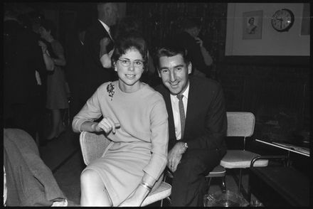 Party at the Boyer Bar - Resource cover image