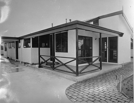 House, Amberley Ave
