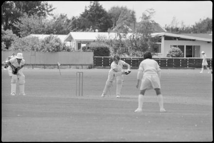Hallyburton Johnstone Shield – Auckland v Central Districts - Resource cover image