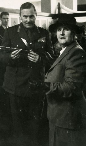 Governor General, Lieutenant-General Sir Bernard Cyril Freyberg, and Mrs W. F. F. Field