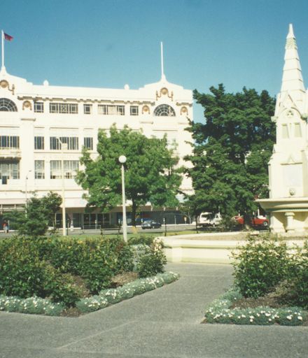 Coronation Fountain and the Arthur Barnett department store, The Square