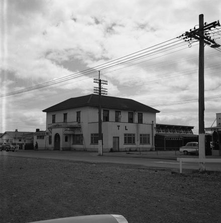 Princess Hotel, Main Street East