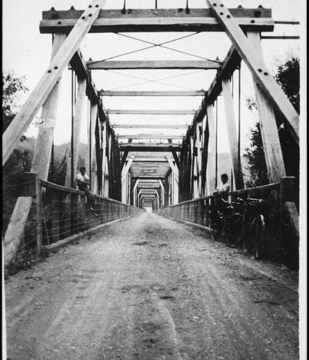 Ashhurst Bridge