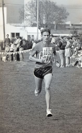 2022N_2017-20_040123 - Family flavour to run - Half-marathon 1986