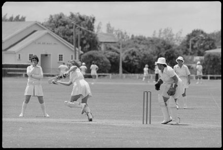 Hallyburton Johnstone Shield – Auckland v Central Districts - Resource cover image