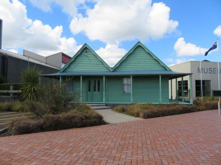 Totaranui House - at Te Manawa