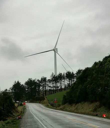 Wind turbine, Pahiatua Track