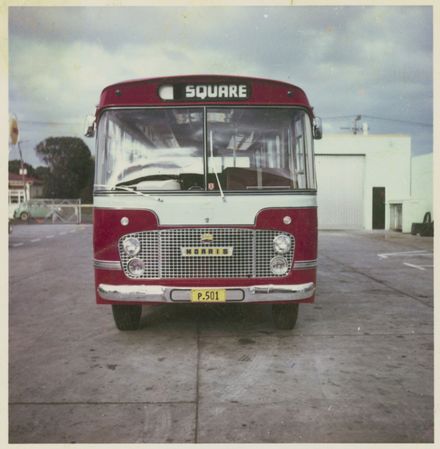 The No. 17, Morris 702 Bus - Front - Resource cover image