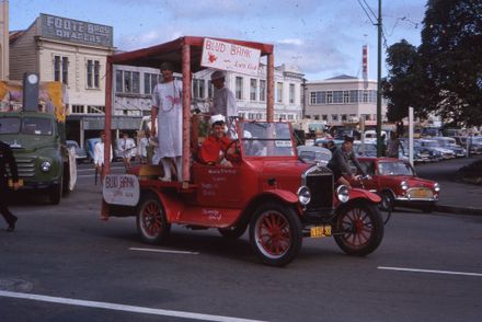Massey University Student 'Procesh' - 'Blud Bank'