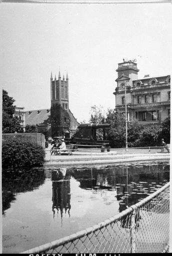 Lakelet in The Square