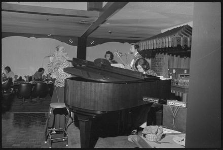 The Harril Mulaney Trio and Carol Ruri - Resource cover image