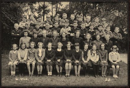 Terrace End School - Standard 3, 1940