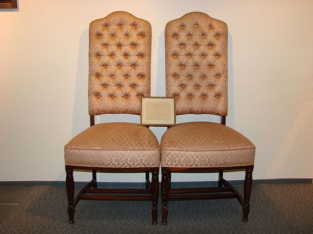 Image 3: Royal Chairs
